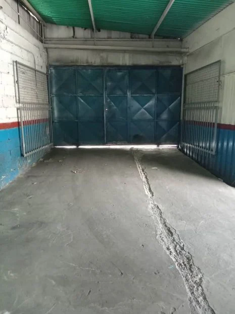 566571954-7