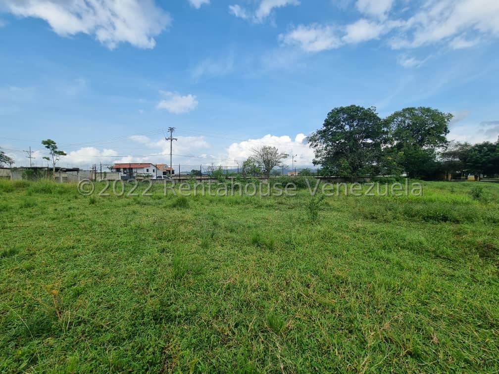 Terreno comercial con vista en Bejuma