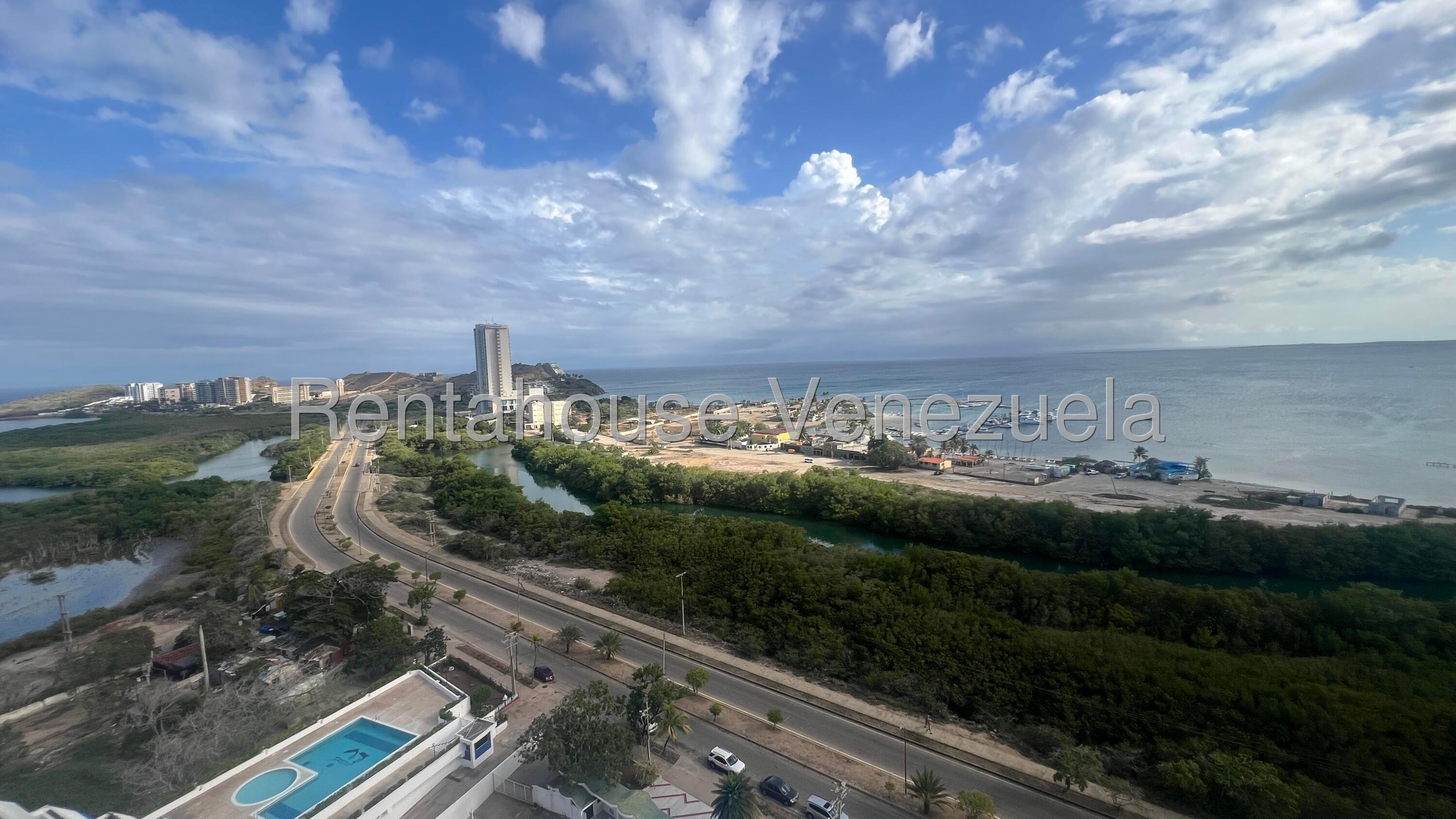 Apartamento remodelado vista al mar en El Morro