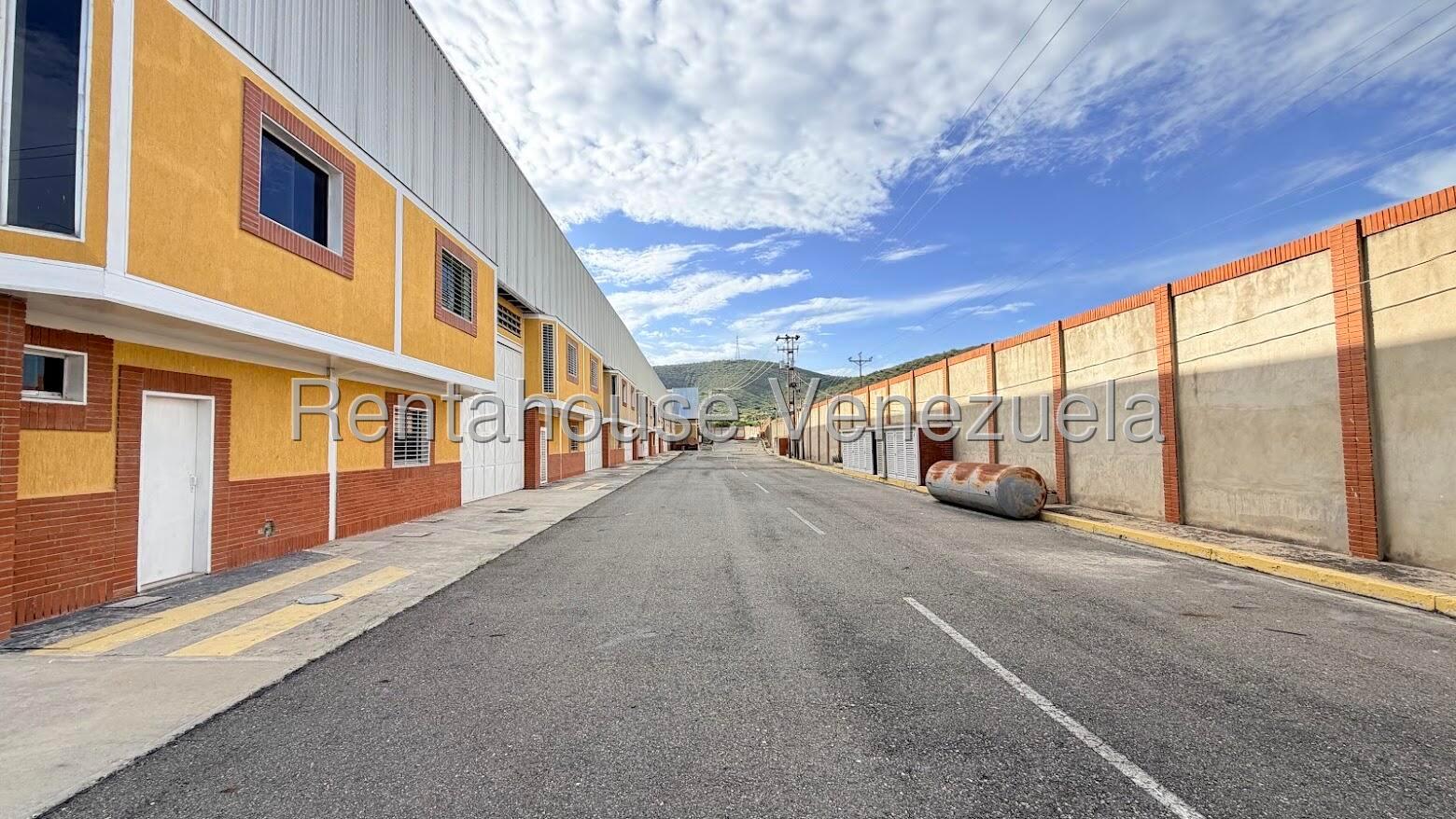 Comercial 675 m² remodelado zona industrial 2