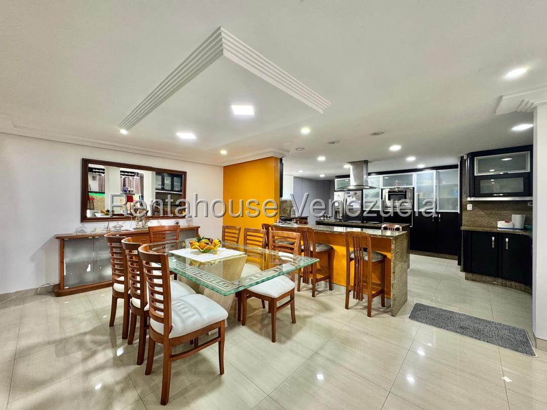 Apartamento penthouse 3 hab con terrazas amplias, La Urbina