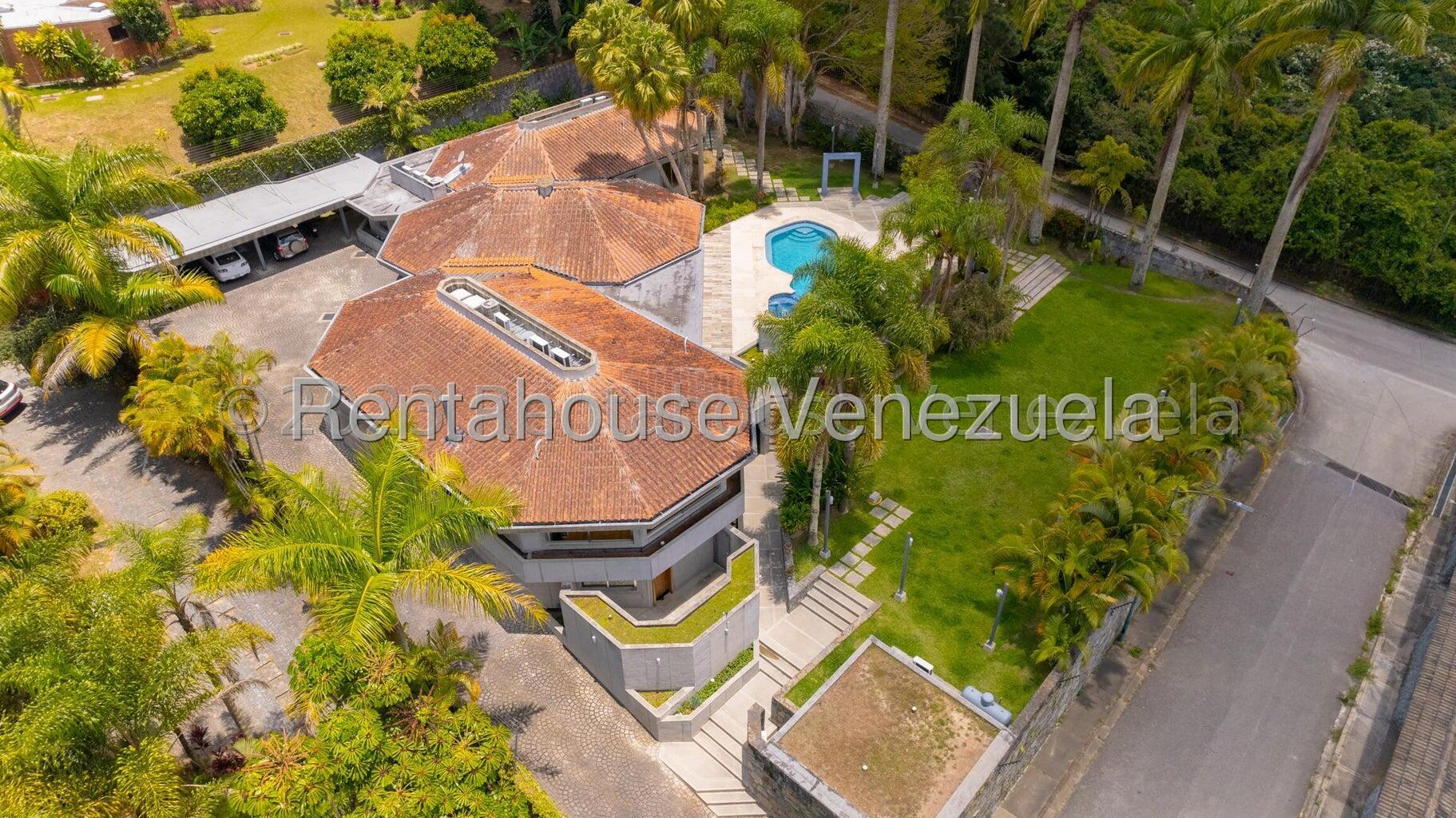 Casa La Lagunita Country Club