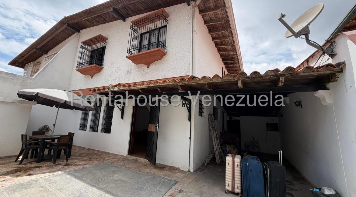 Casa duplex 4 habitaciones impecable en Alto Prado