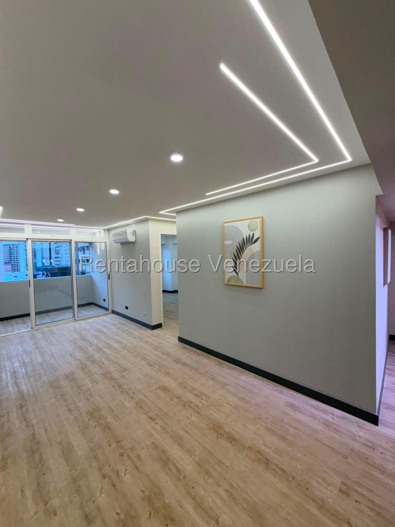 Apartamento remodelado con balcón en La Candelaria