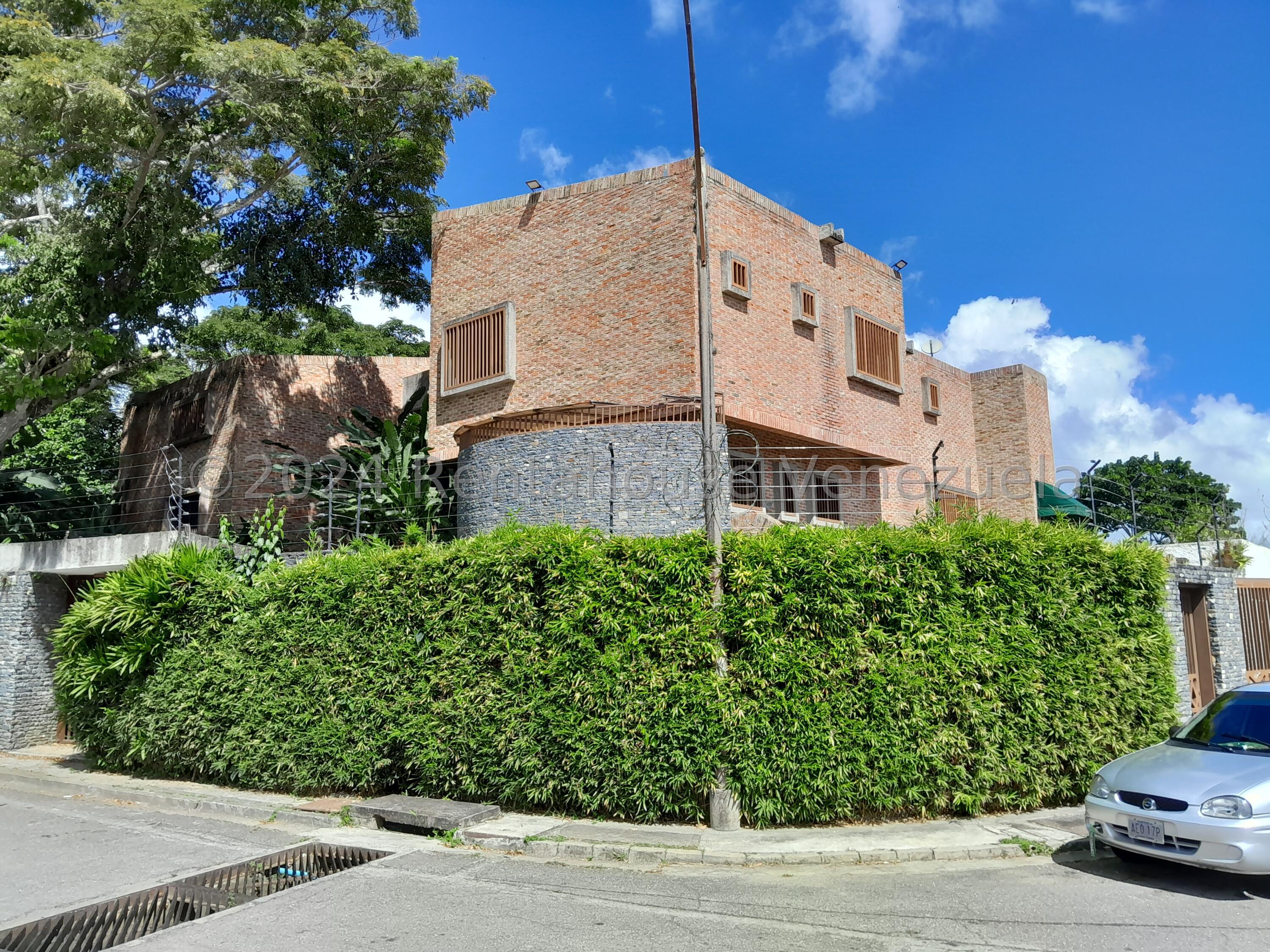 Casa La Lagunita Country Club