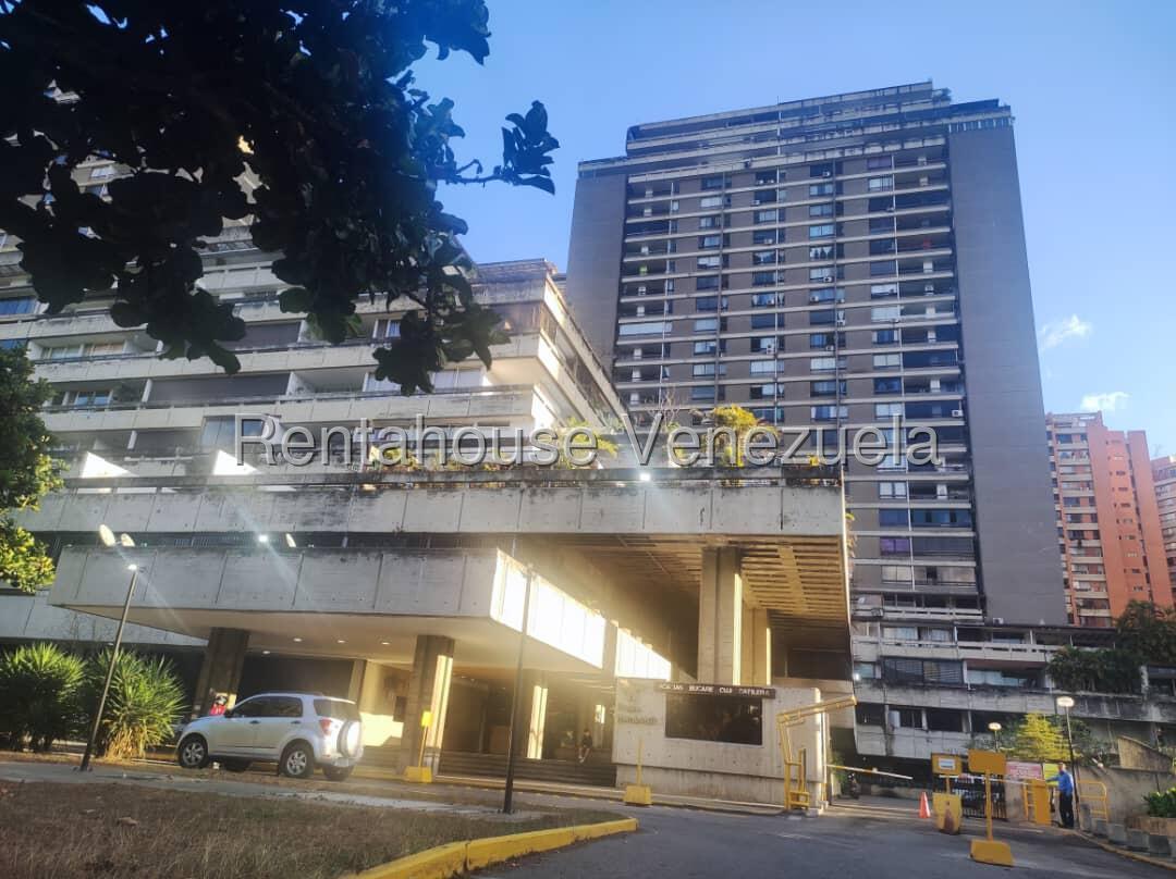 Apartamento amoblado con estudio en Prado Humboldt
