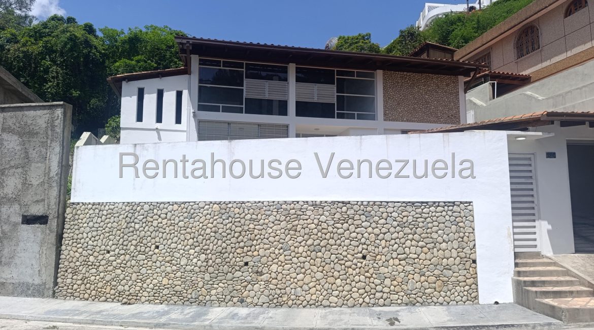 Casa amplia bien mantenida en Prados del Este