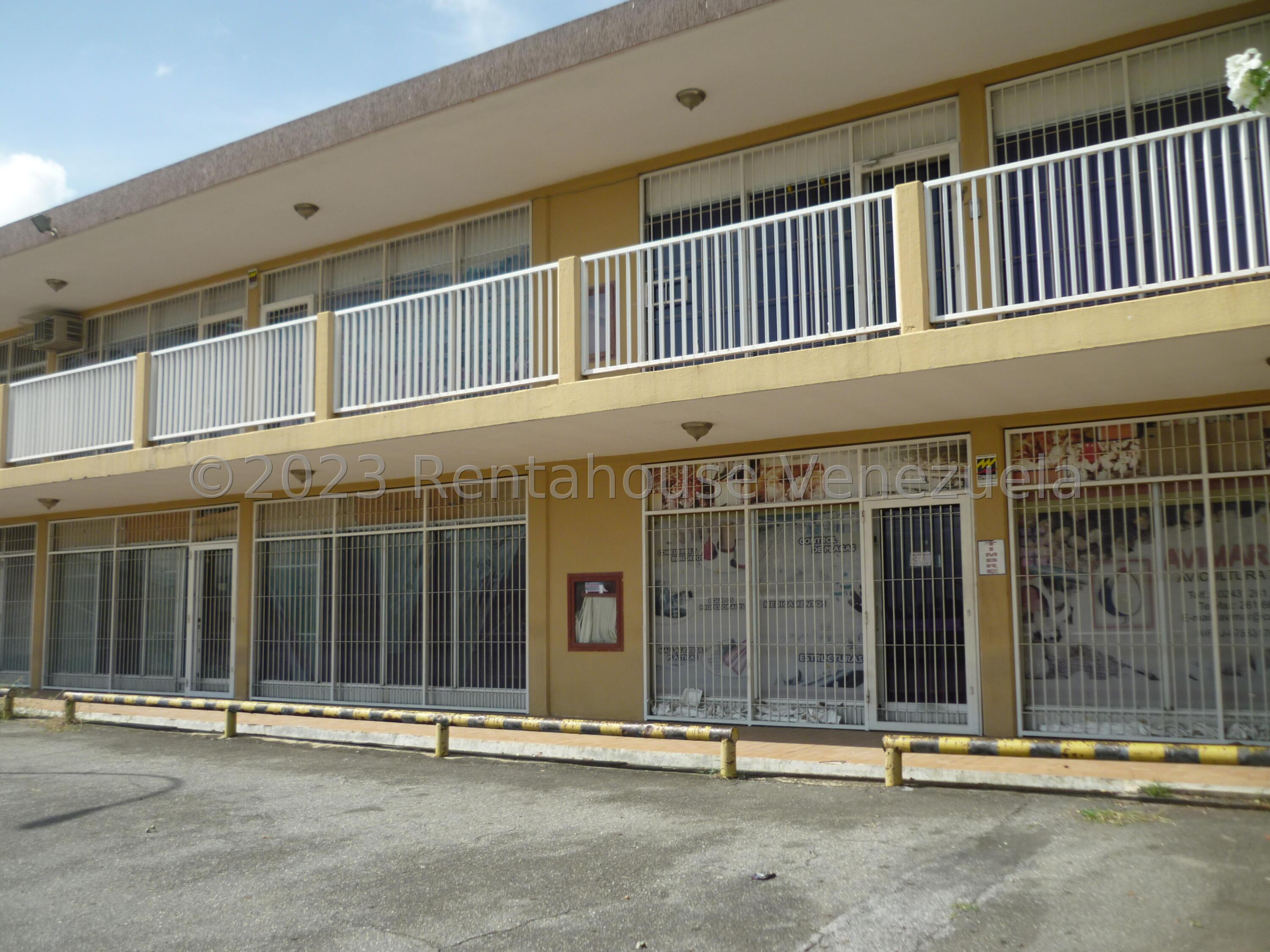 Comercial en Centro Cedimar con 6 oficinas, Santa Cruz