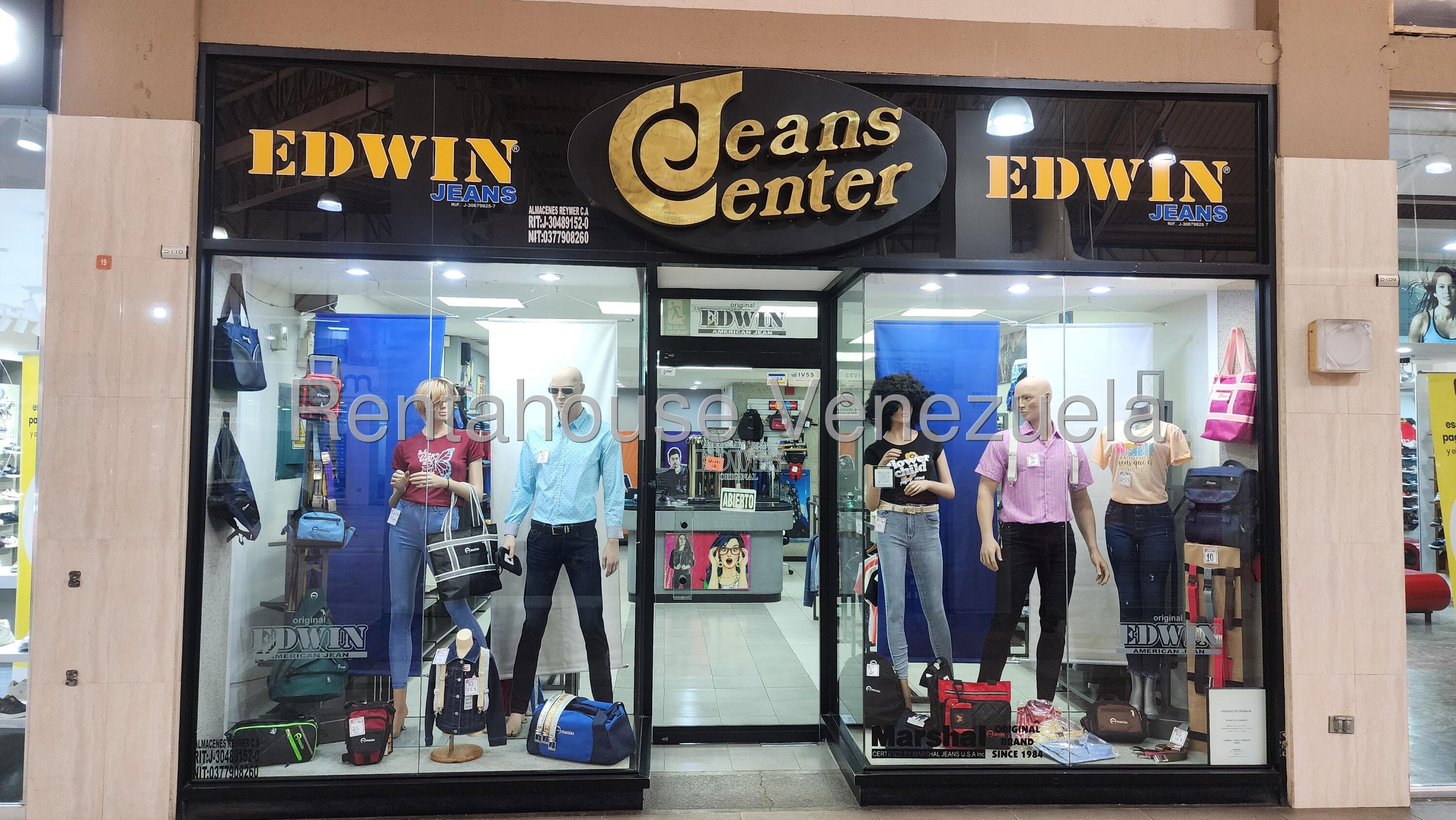 Local Comercial con mezanina en CC Buenaventura