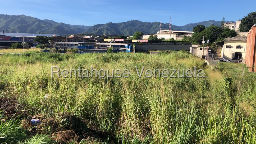Terreno comercial plano El Ingenio Guatire