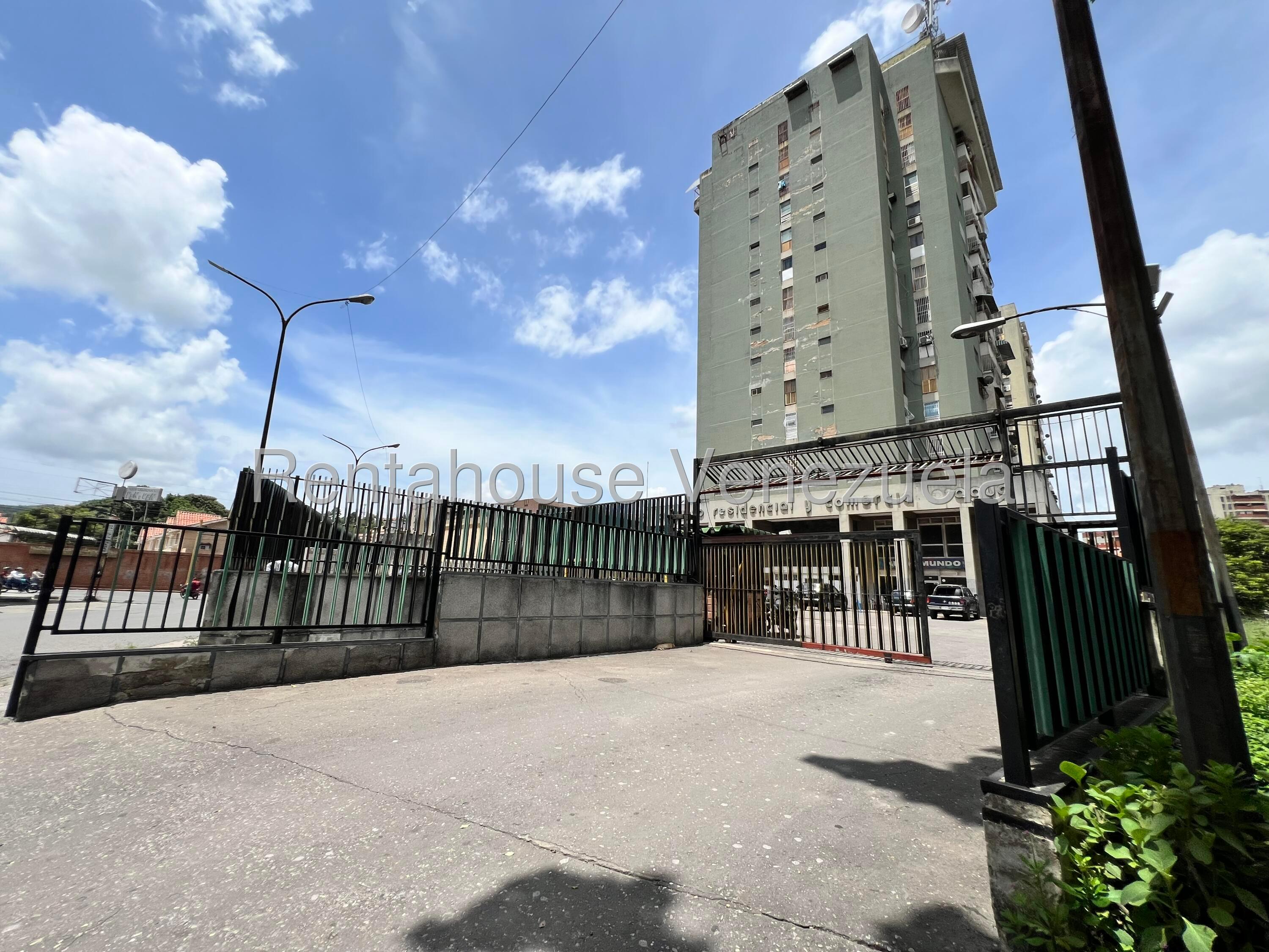 Local Comercial Avenida Victoria