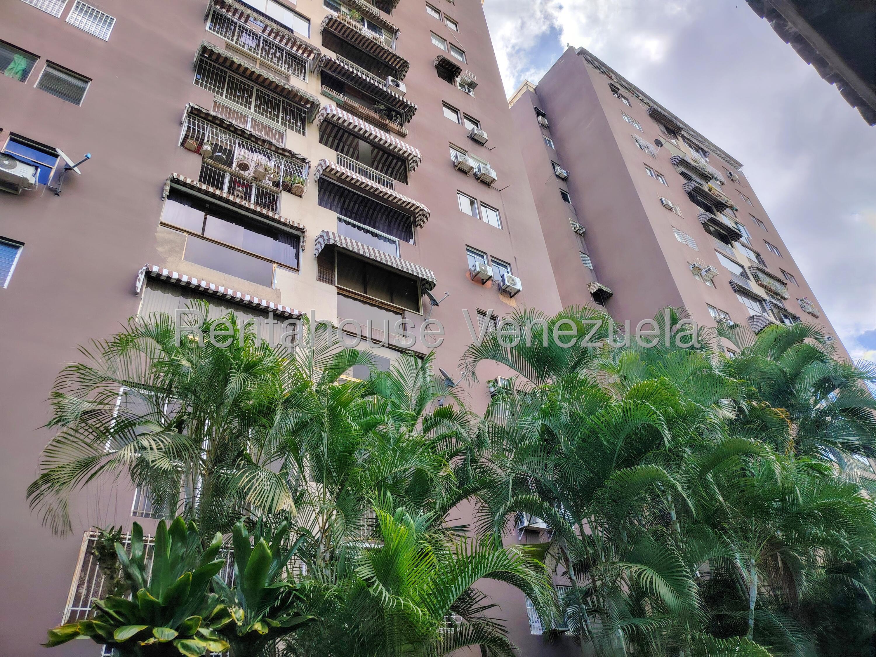 Apartamento duplex amplificado en Terrazas del Club Hipico