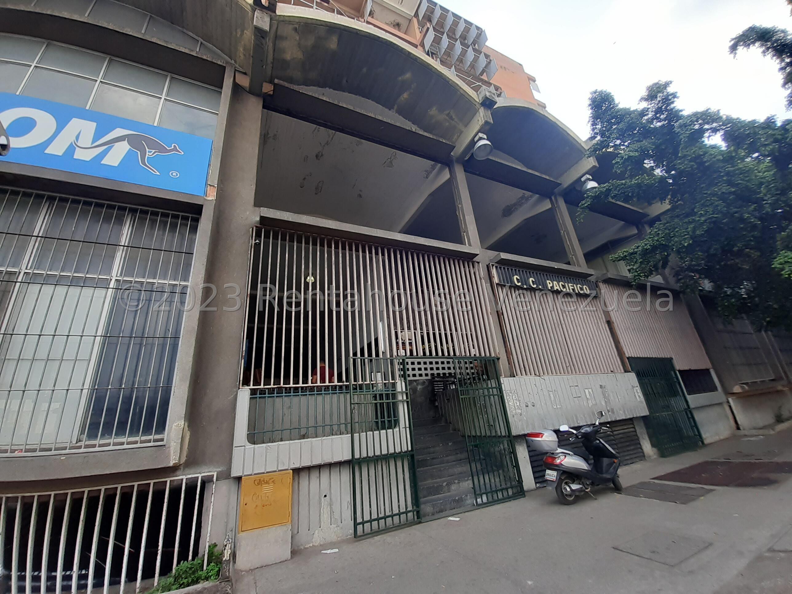 Oficina en venta Avenida Bolivar Maracay