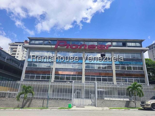 Depósito 60 m² vigilancia privada La Urbina