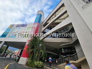 Comercial 74 m² en Centro Comercial Las Delicias