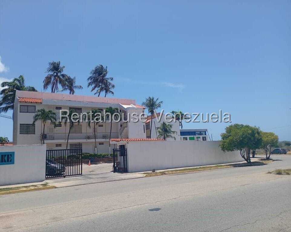 Apartamento de 95 m² para remodelar en Costa Azul