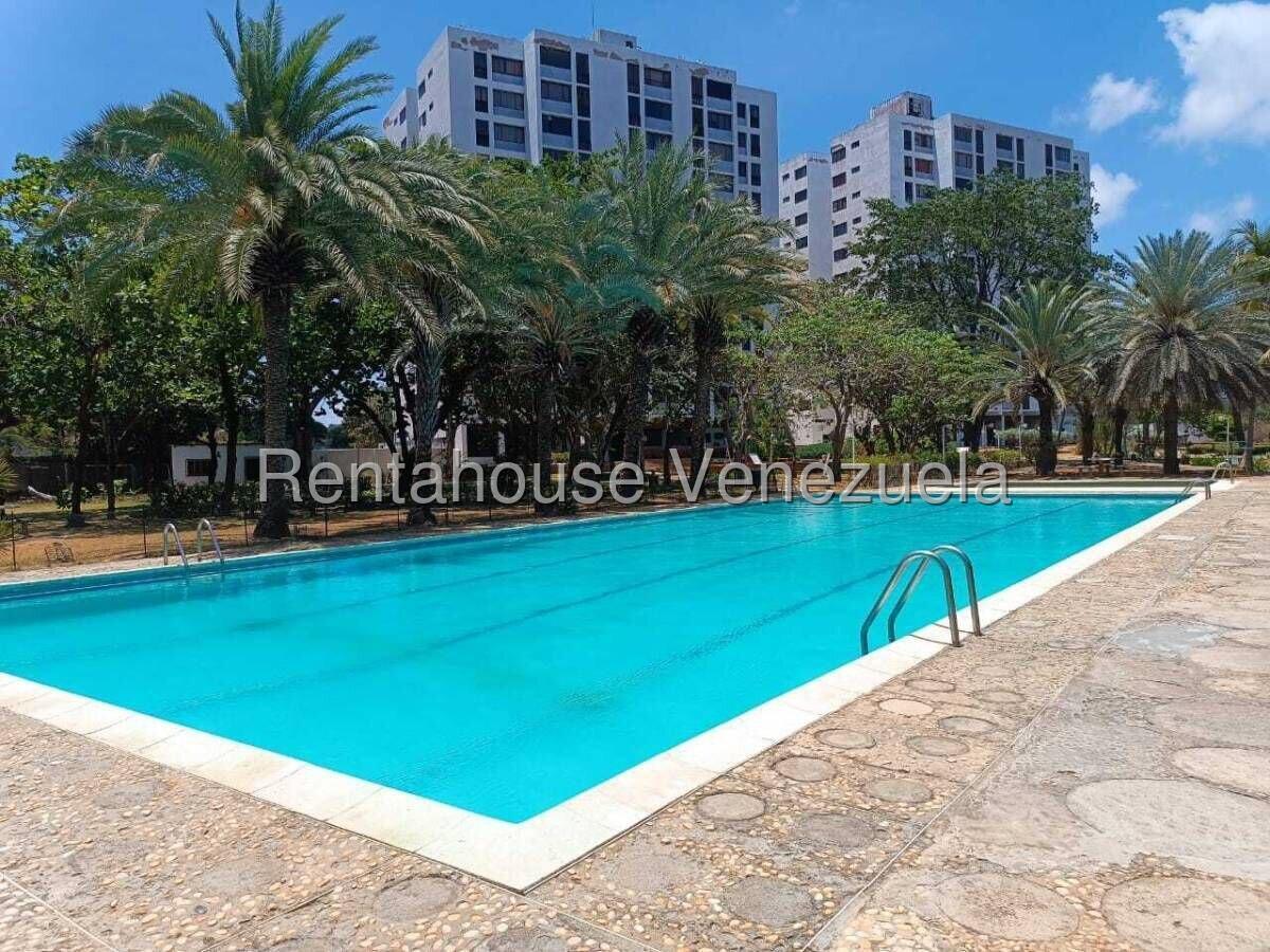 Apartamento vista al mar, piso alto en Juangriego