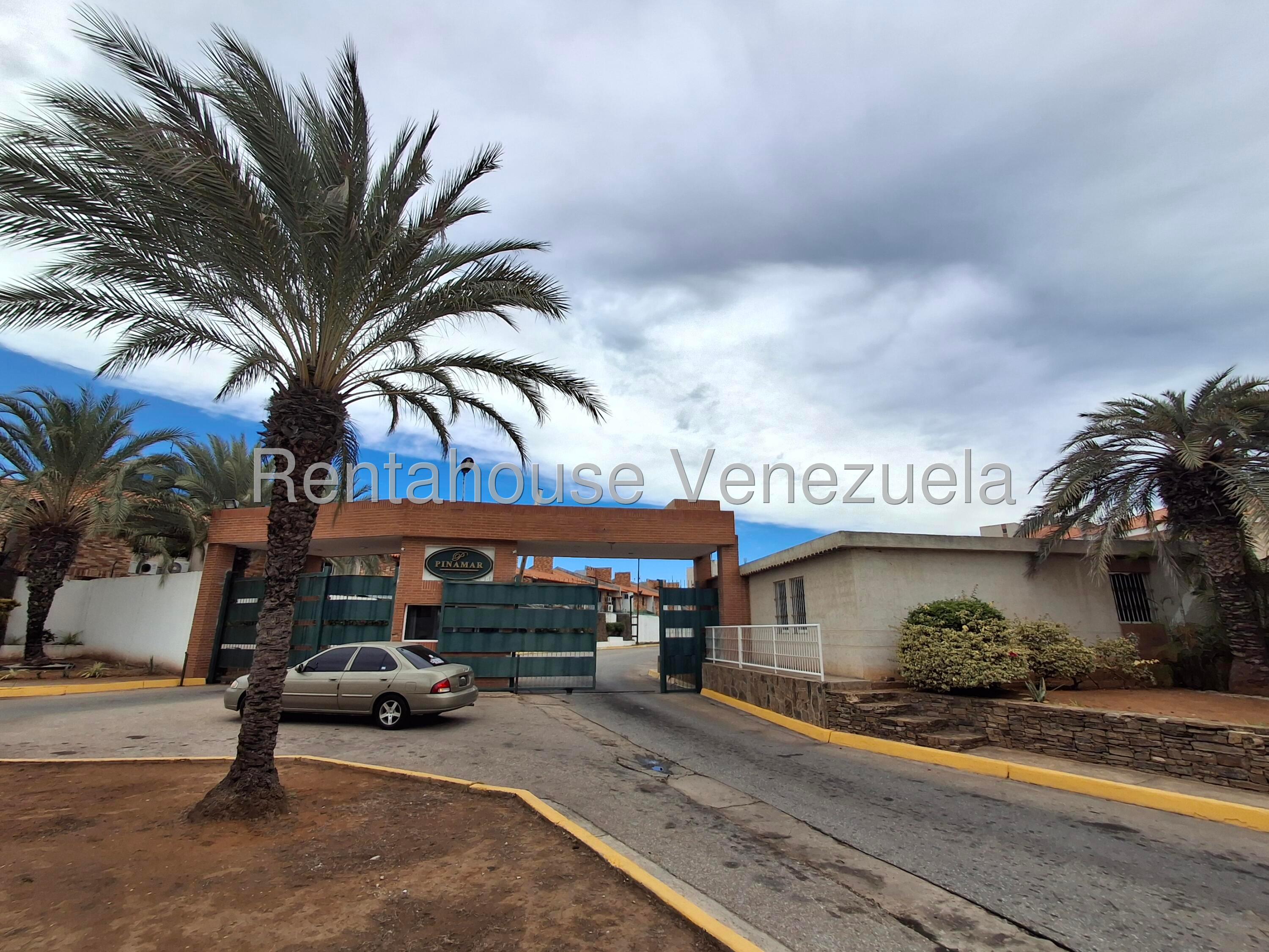 Apartamento de 3 hab. para remodelar en Sabanamar