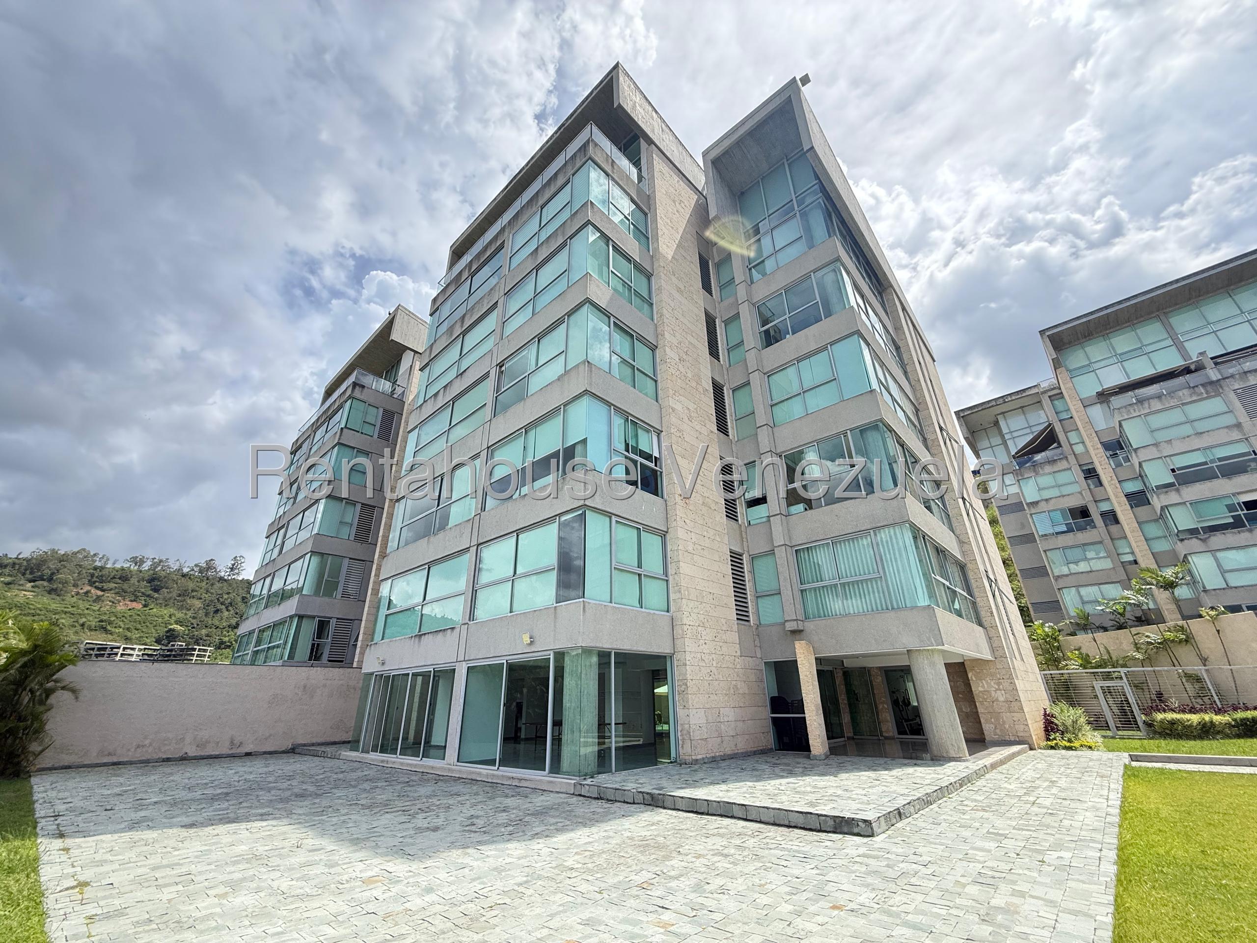 Apartamento remodelado con vista panorámica en Lomas del Sol
