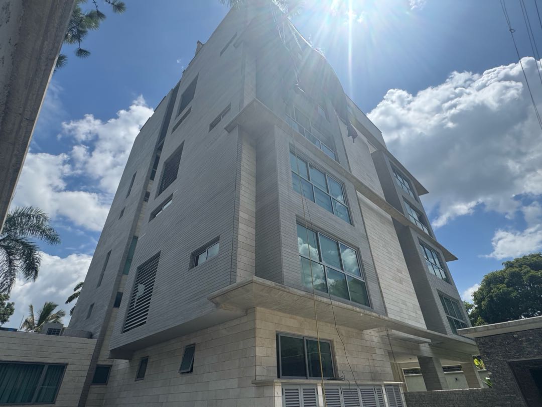 En Alquiler Apartamento Amoblado en La Castellana. Chacao - Caracas