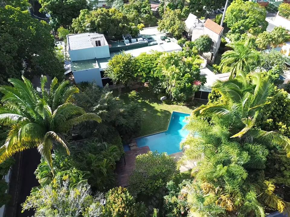 En Venta Lujosa Casa ubicada en Los Chorros. Sucre - Caracas