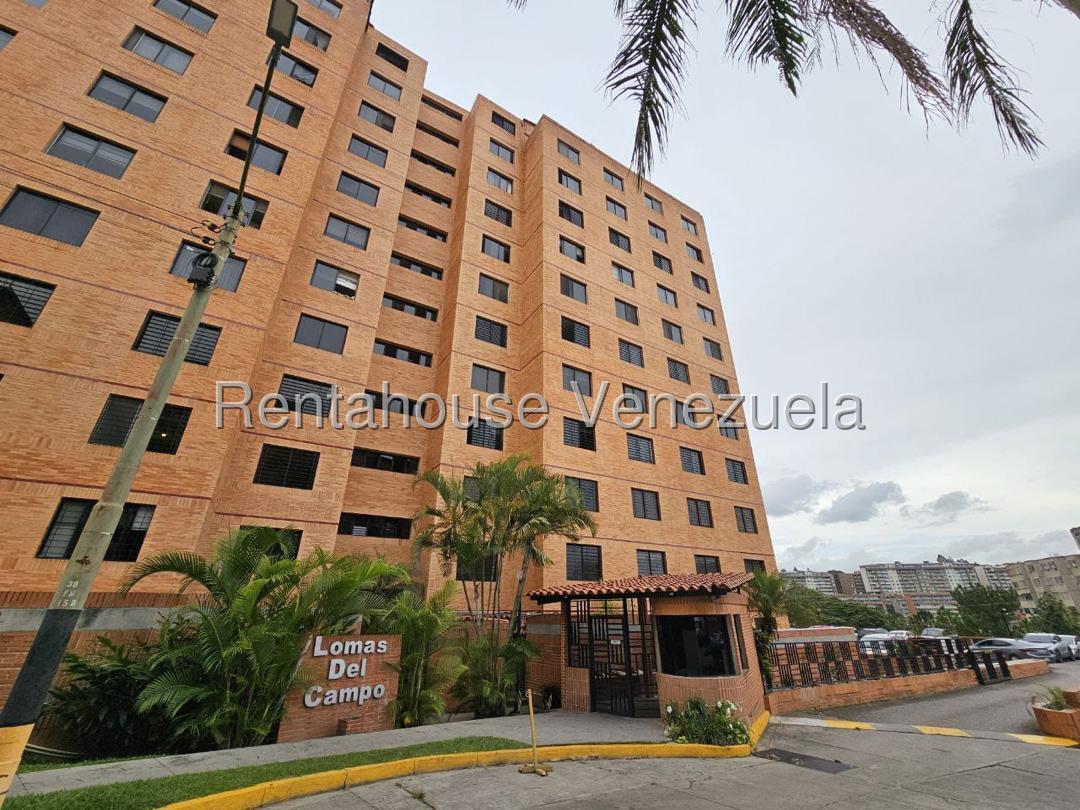 Apartamento remodelado, primer piso, Colinas de La Tahona