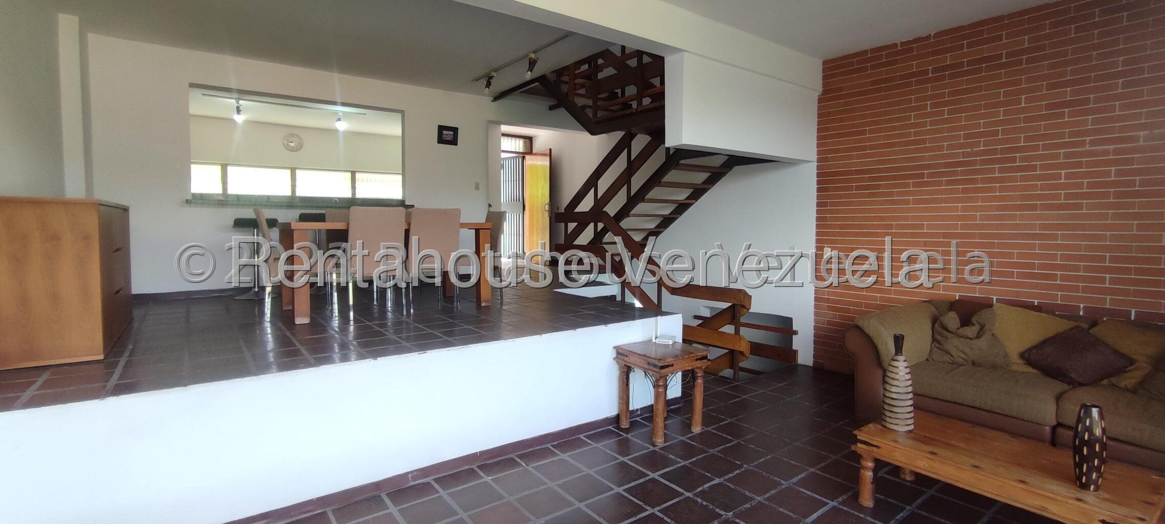 Casa duplex con vista panorámica en Los Naranjos del Cafetal