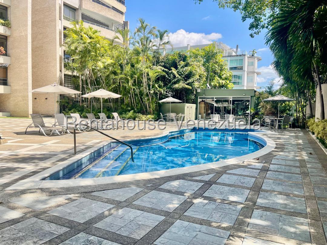 Apartamento planta baja con jardín privado en La Castellana