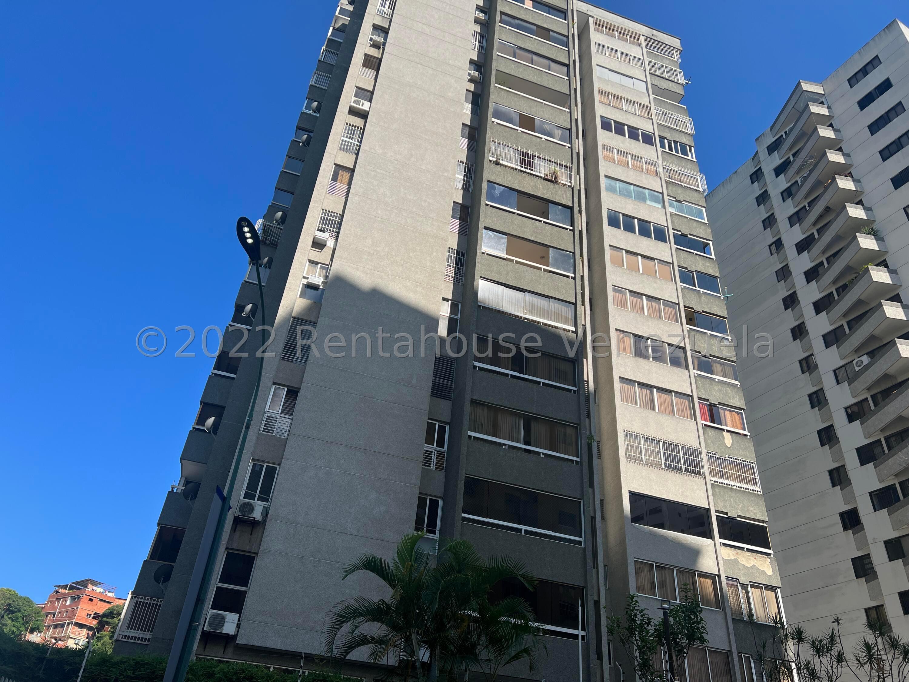 Apartamento para remodelar 3 hab en Guaicay