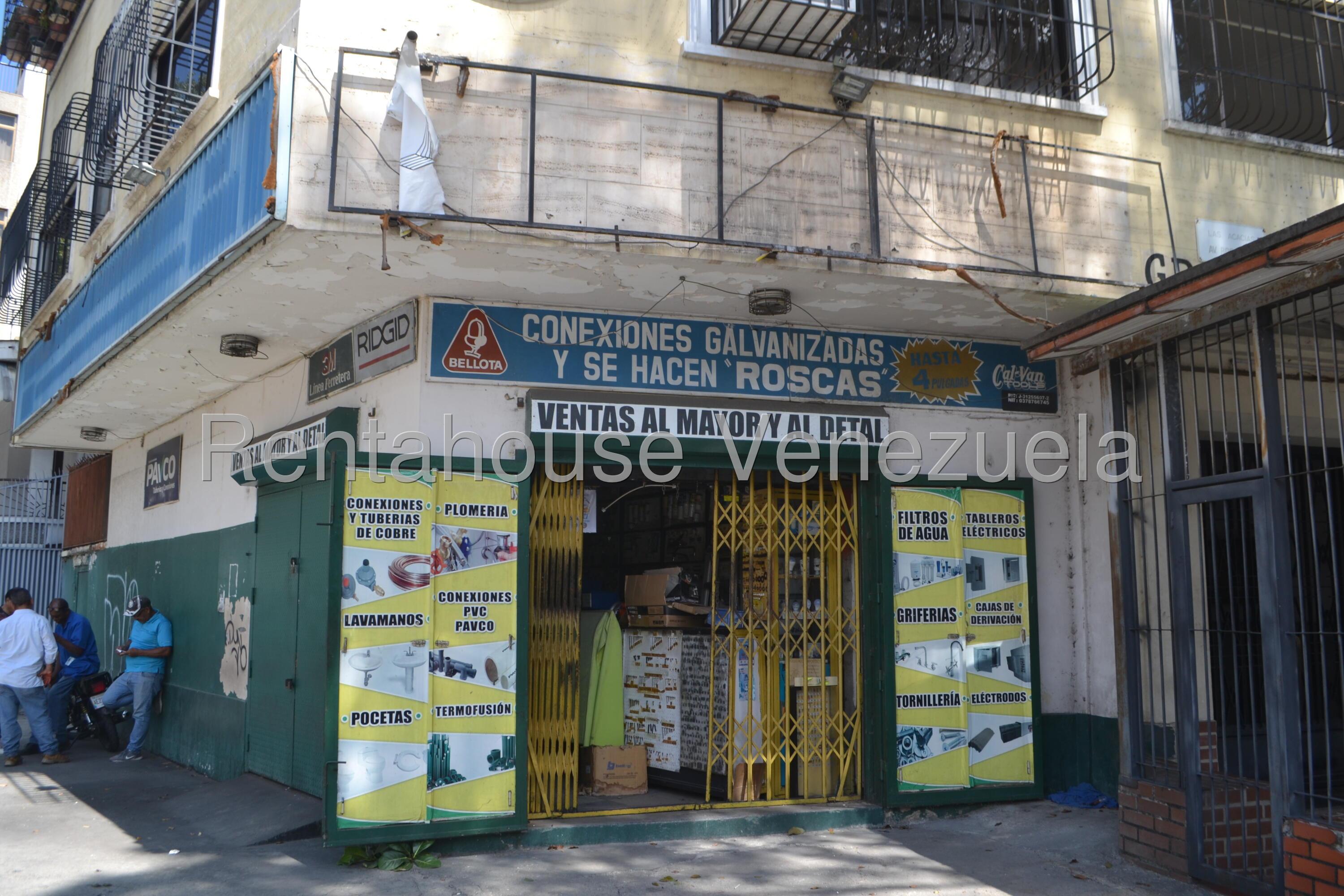 Comercial pie de calle en Las Acacias, alto tráfico