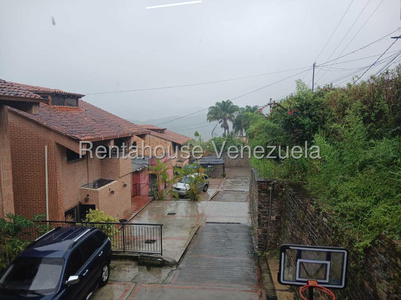 Anexo remodelado a estrenar con clima de montaña El Hatillo