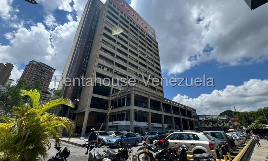 20261008213029356735000000-o.jpg