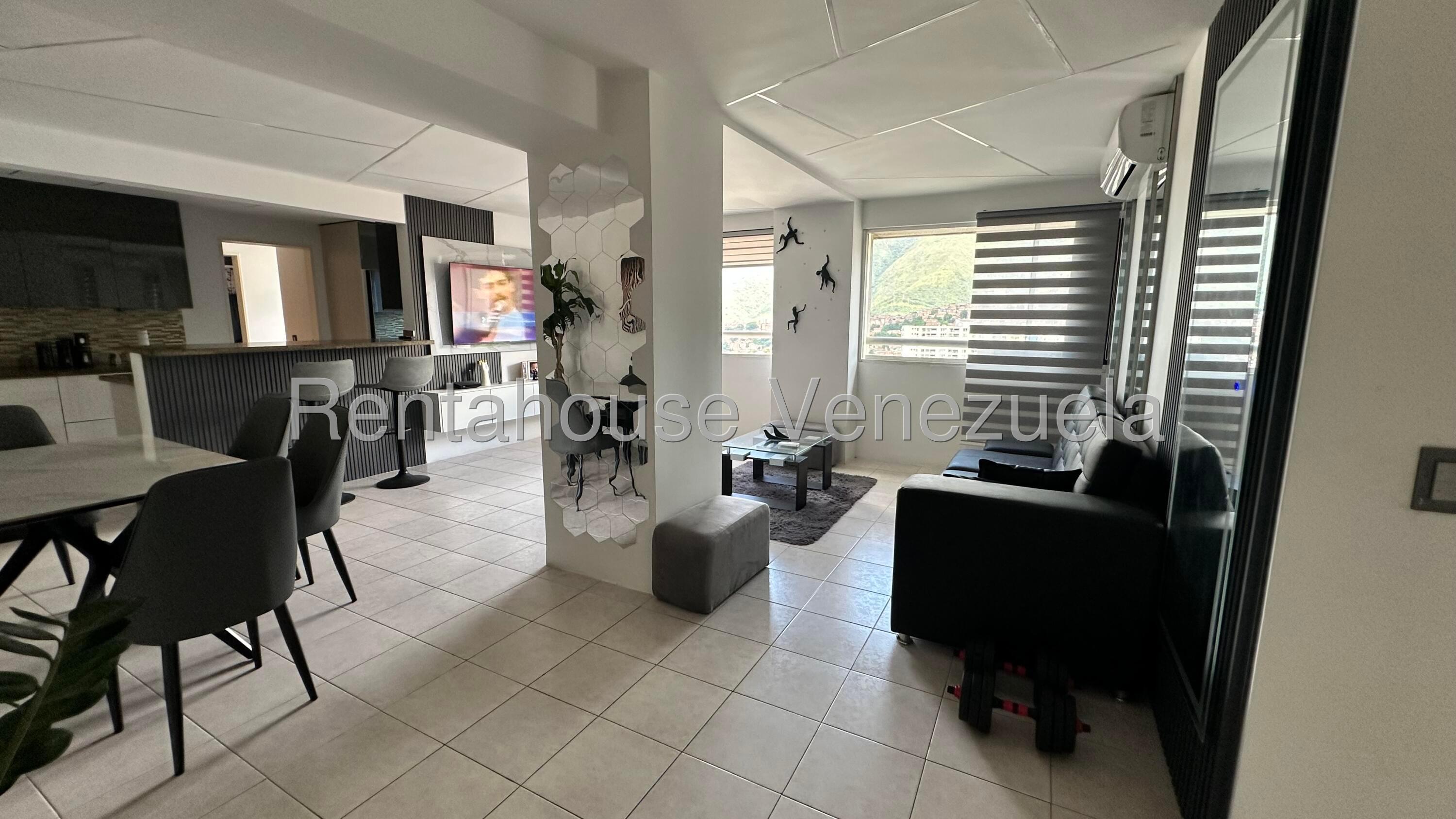 Apartamento con vista privilegiada en Lomas del Ávila