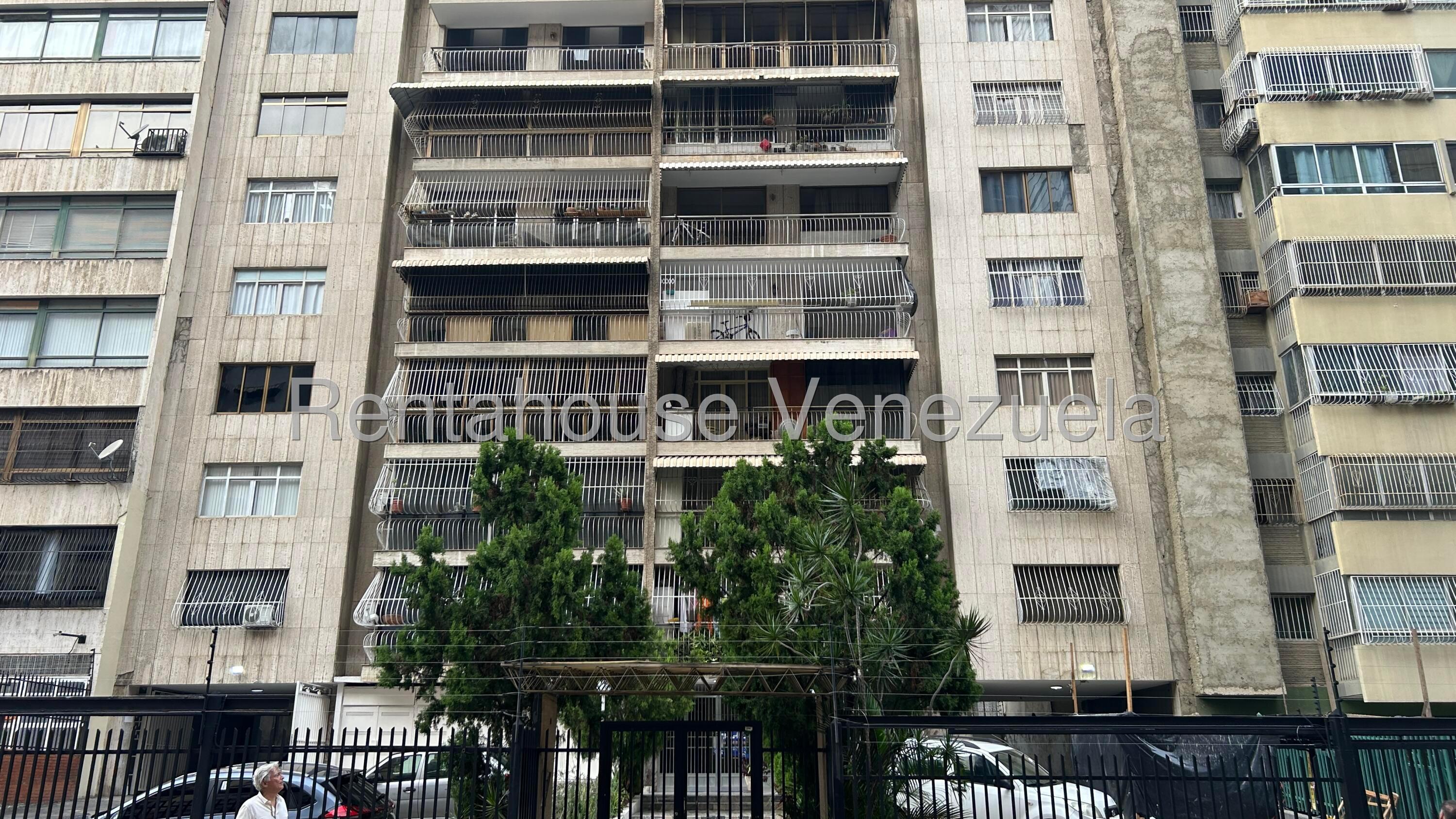 Apartamento con vista panorámica en Boleita Norte