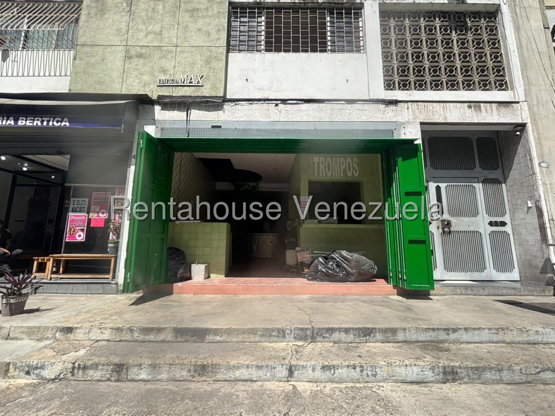 Comercial a pie de calle en La Candelaria, Caracas
