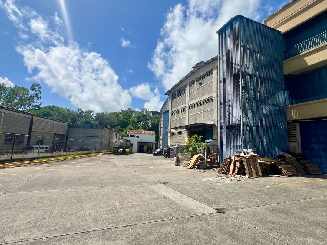 En Venta Galpon Zona Industrial Cloris 30.000m2. Guarenas - Miranda