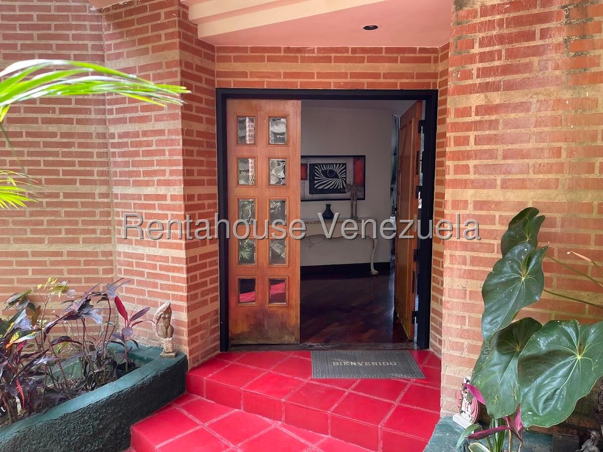 Casa de 6 habitaciones con amplios espacios en Corralito