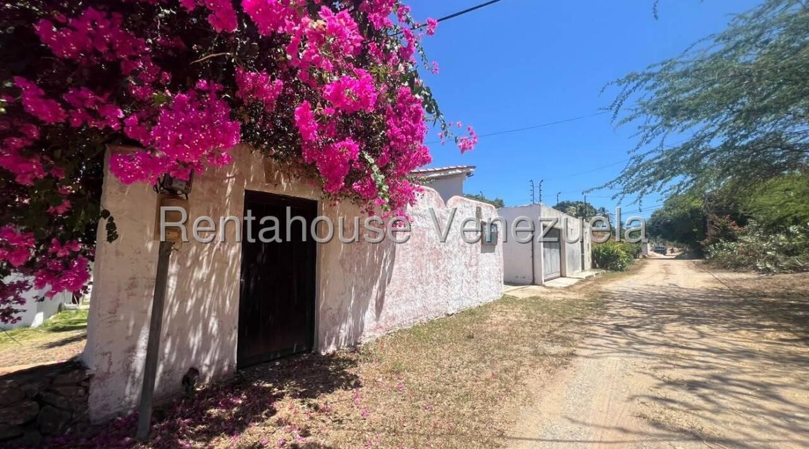 Casa con piscina privada en El Tirano, Margarita