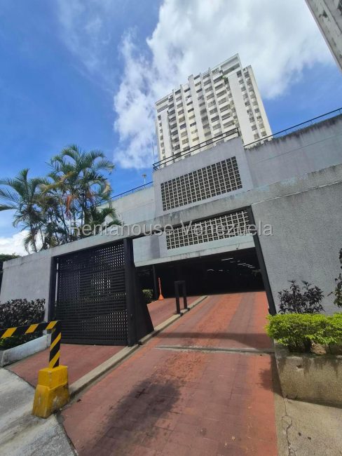 20261004222231610848000000-o.jpg