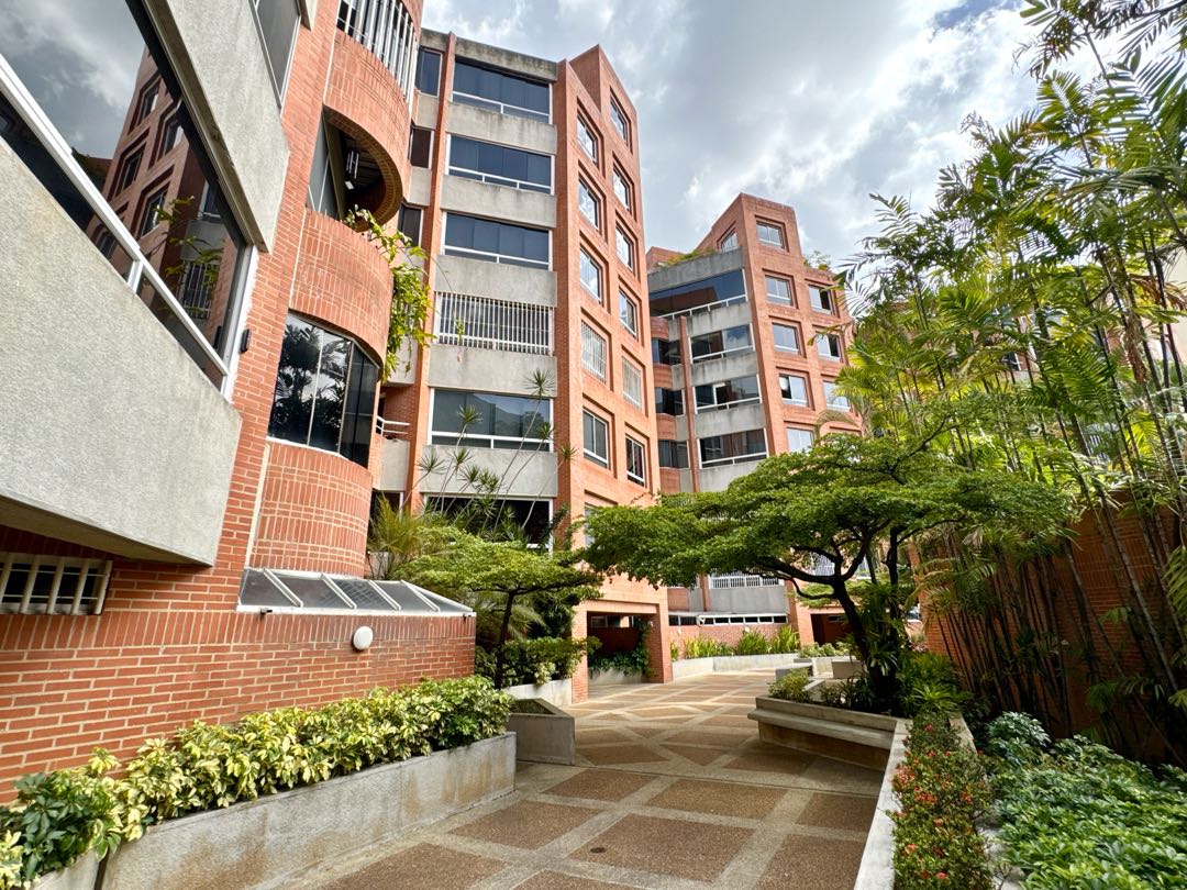 En Venta Apartamento en Sebucan calle cerrada. Sucre - Caracas