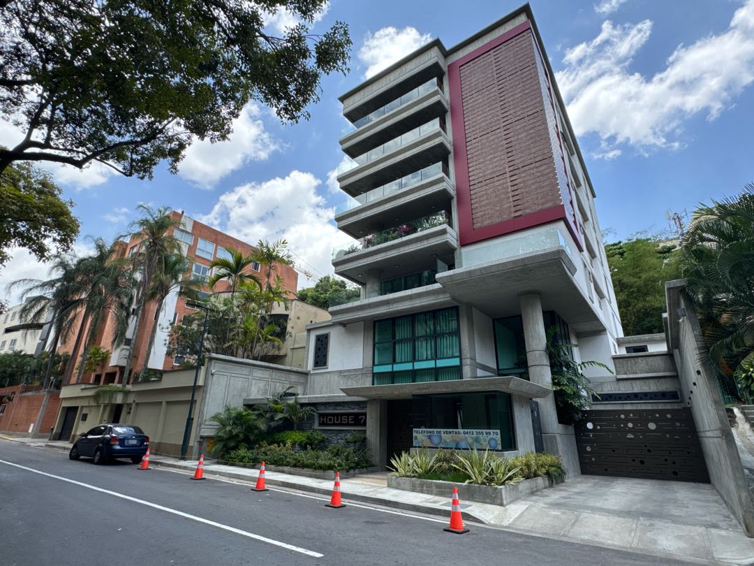 En Venta Apartamento House 7. Las Mercedes. Baruta - Caracas