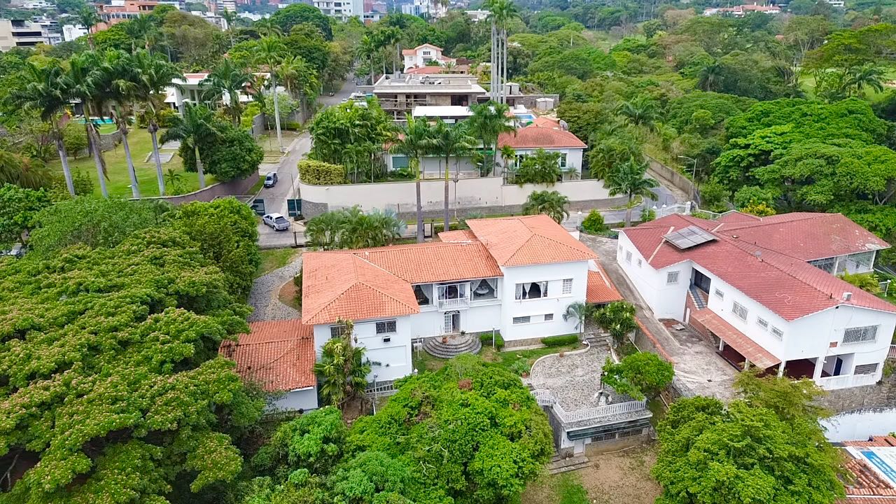 En Venta Casa en Valle Arriba. Baruta - Caracas