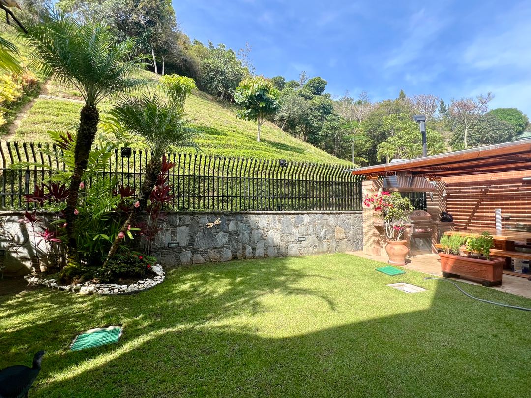 En Venta Casa Townhouse Sorocaima. Baruta Caracas