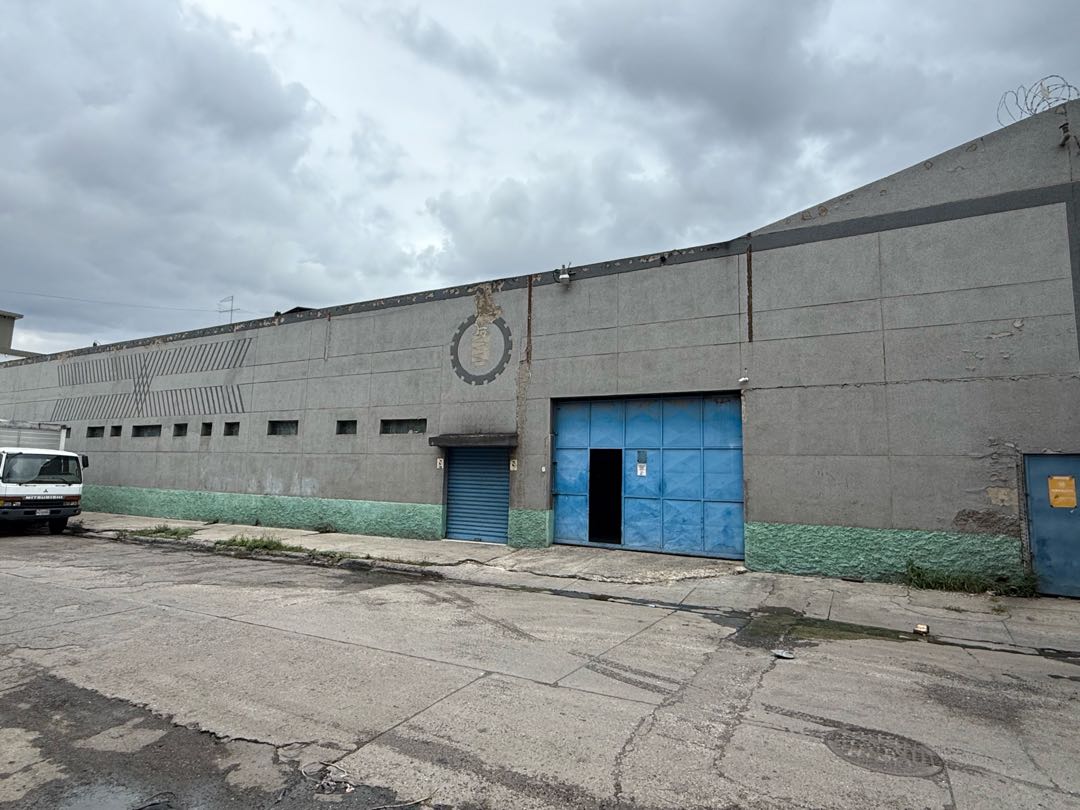 En venta galpón industrial La Yaguara.Municipio Libertador.Caracas