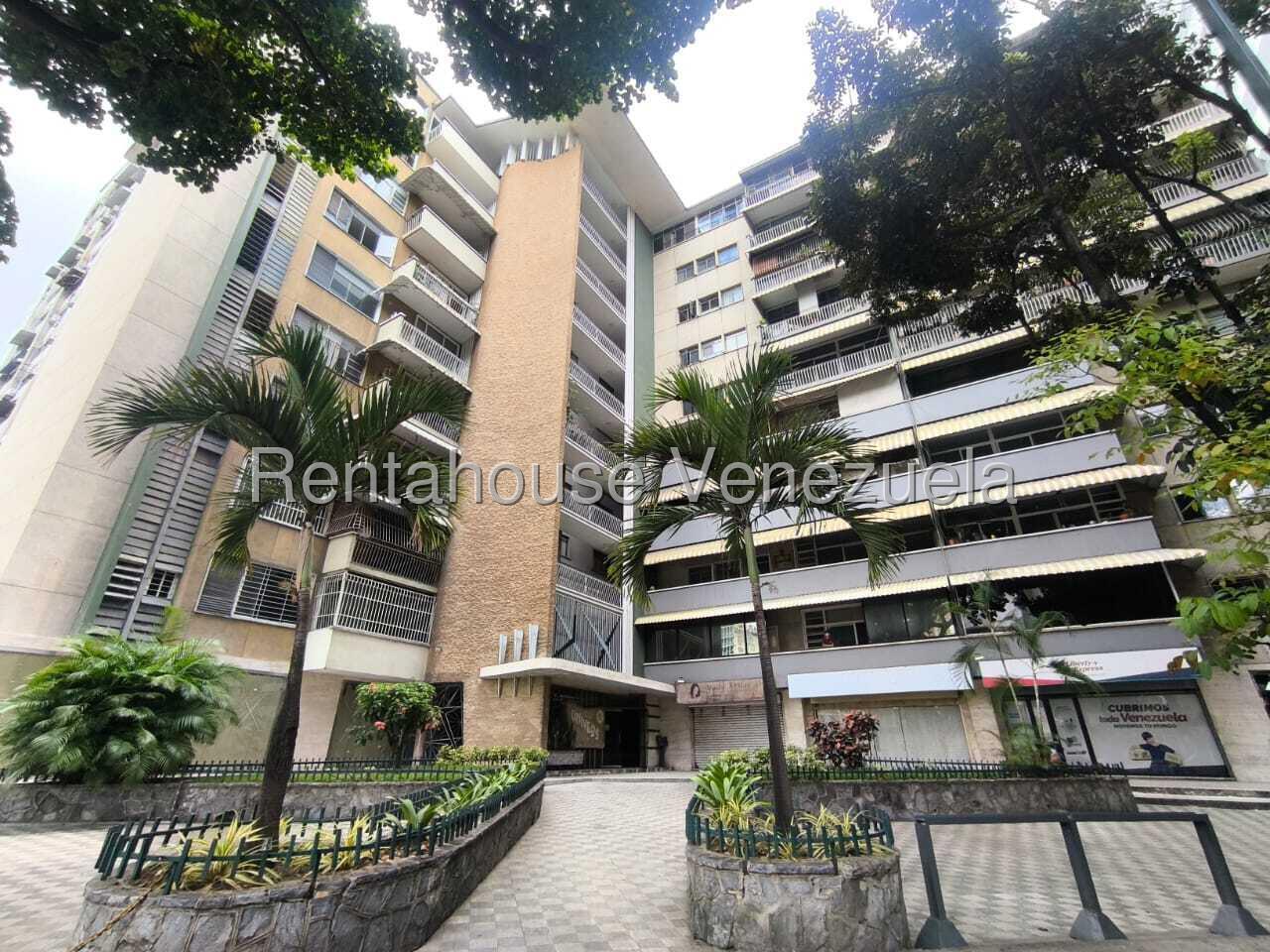 Apartamento planta baja para remodelar en Altamira