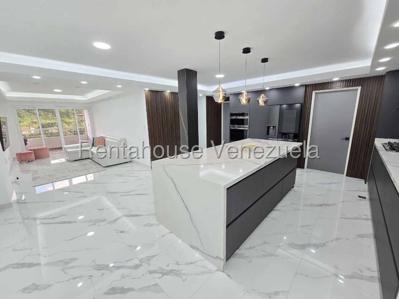 Apartamento remodelado con seguridad en Macaracuay